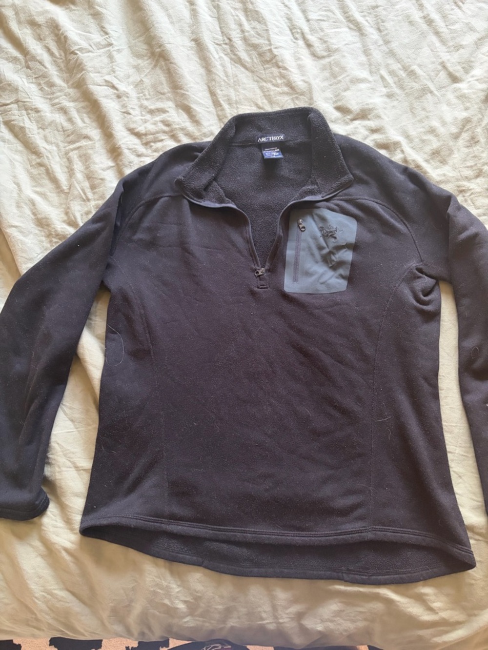 Arc'teryx Men's Black Half-Zip Fleece with Chest Pocket